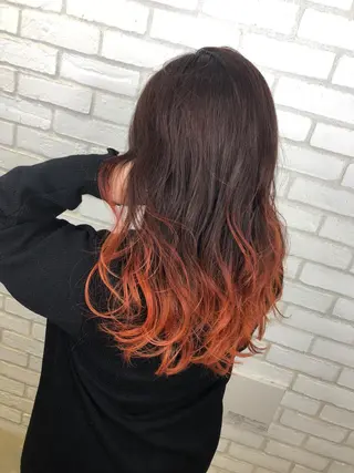 ミディアム カラー 小島 侑衣のヘアスタイル