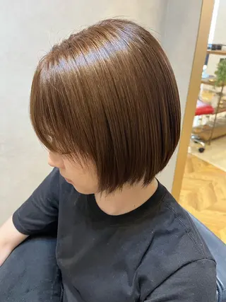 ショート newi大分/ 磯部栞里／艶感カラーのヘアスタイル