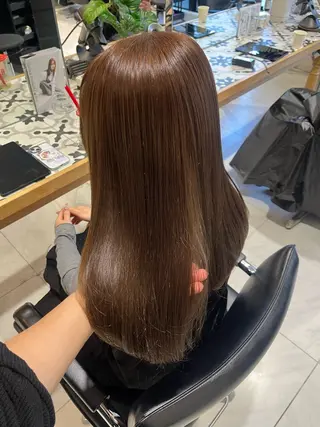 ロング カラー ナミ🩶暗髪/暖色 ❤️/透明感/縮毛のヘアスタイル