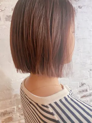 カラー conne& ririのヘアスタイル