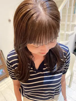 ロング カラー shiro.kobe 森彩華のヘアスタイル