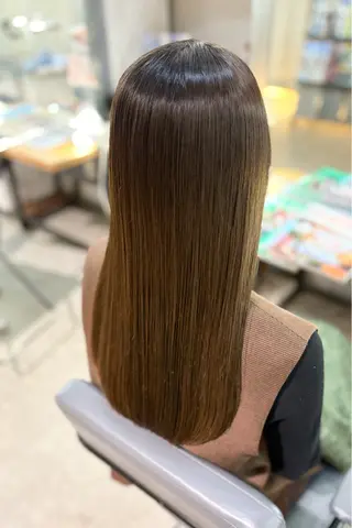 ロング カラー 菊地 紗矢のヘアスタイル