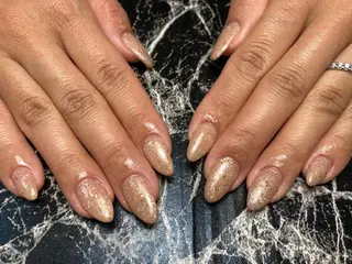 ミディアム ネイル ✴︎ Delightのネイルデザイン