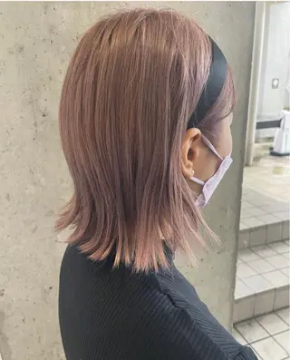 ミディアム 光石 季世のヘアスタイル