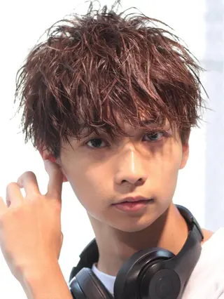 ショート カラー パーマ ヘアアレンジ メンズ スパイキー/フェザー /波巻き/かいとのヘアスタイル