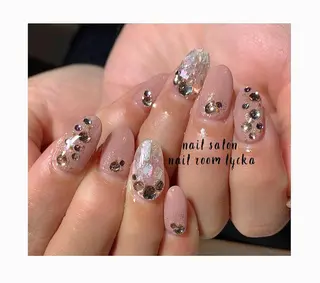 ネイル ﾈｲﾙﾙｰﾑﾘｯｶ 𝐦𝐚𝐲𝐮のネイルデザイン