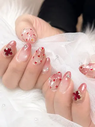 ネイル 伊藤 美里のネイルデザイン