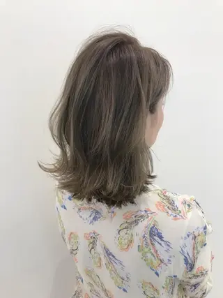 ミディアム カラー パーマ 小顔カット✨ 透明感カラー/村上のヘアスタイル