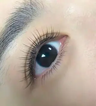 ヘアアレンジ Lily kUMIのマツエク・マツパデザイン