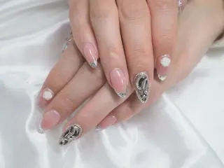 ネイル 中江 彩芽のネイルデザイン
