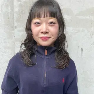 ミディアム パーマ ホリケ アオイのヘアスタイル