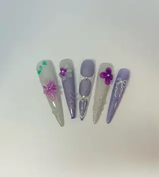 ネイル オハナ マルのネイルデザイン