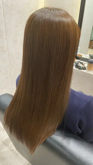 ロング & kuのヘアスタイル