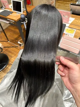 ロング 新宿グレージュ藤田 大樹のヘアスタイル