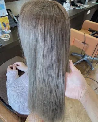 ロング カラー WEST✂︎AKI HIRO✂︎大和高田のヘアスタイル