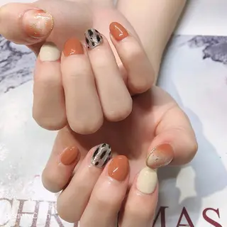 ネイル ガレンドウ 白澤 愛子のネイルデザイン