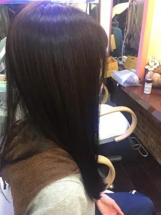 セミロング カラー パーマ 桧山 真のヘアスタイル