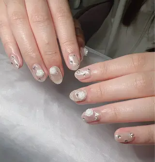 ネイル Lee Nailsのネイルデザイン