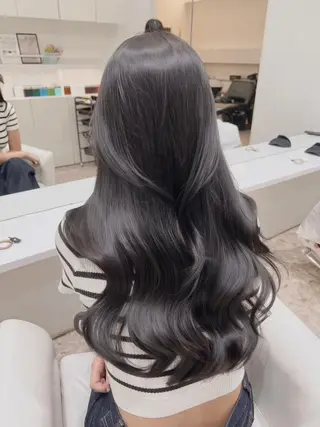 ロング 岡本葵子カットモデル ┊束感マツエクのマツエク・マツパデザイン