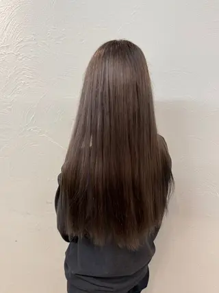 ロング カラー 酒井 那乃羽のヘアスタイル