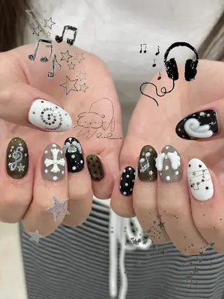 ネイル ronronne .のネイルデザイン