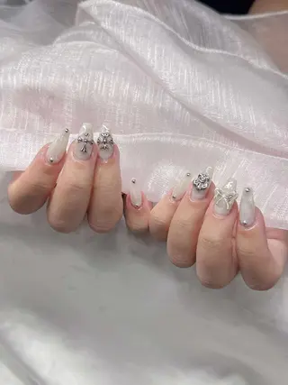 ネイル Lee Nailsのネイルデザイン