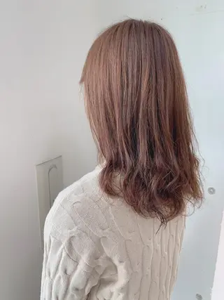 セミロング カラー 白髪ぼかしハイライト 柳川拓哉のヘアスタイル