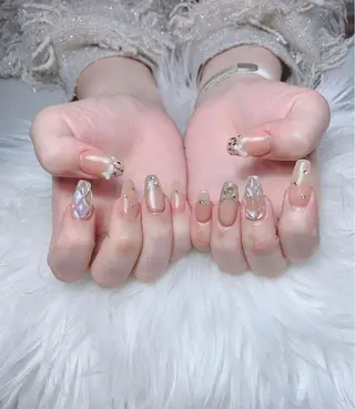 ネイル T.Lee Harajukuのネイルデザイン