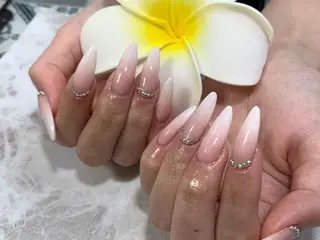 ネイル アトリエ ラヴィエベルのネイルデザイン