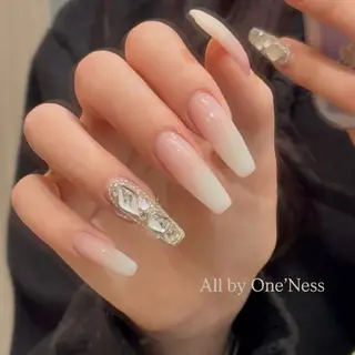 ネイル One’Ness Nana🤍のネイルデザイン