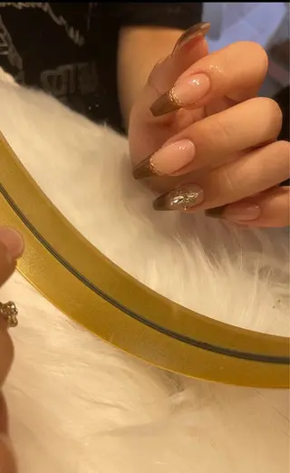 ネイル LINO nail chihori🌻のネイルデザイン