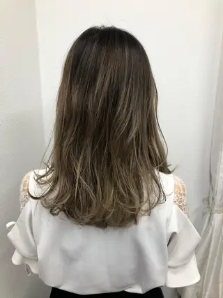 ロング カラー レイヤーカット🎀 kanaのヘアスタイル
