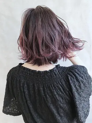 ショート カラー MOU namba ムウナンバのヘアスタイル