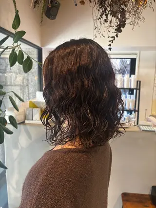 ミディアム YURI🐏脱縮毛× くせ毛活かすスタイルのヘアスタイル