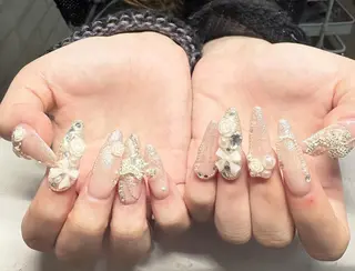 ネイル Chiara 長さだしのネイルデザイン