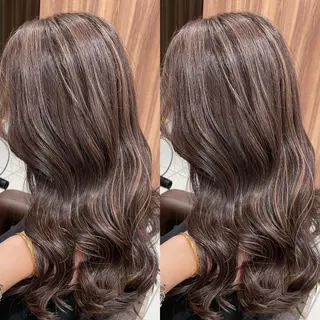 セミロング カラー ヘアアレンジ 白髪ぼかしハイライト 茗荷谷駅徒歩2分のヘアスタイル