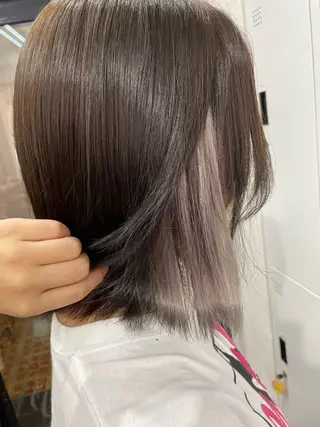 ミディアム 横浜🦋ハイトーン 🫐シャドウルーツのヘアスタイル