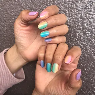 ロング カラー ヘアアレンジ キッズ ネイル マツエク・マツパ 福田 加奈のネイルデザイン