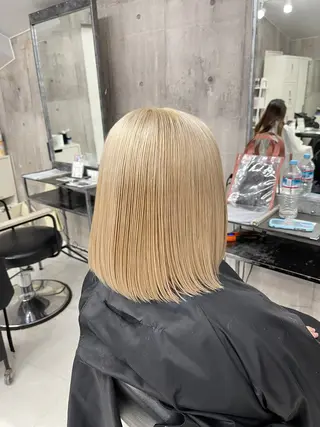 ミディアム カラー パーマ ヘアアレンジ メンズ キッズ レイヤーの魔術師 𓍼takumi𓍼のヘアスタイル