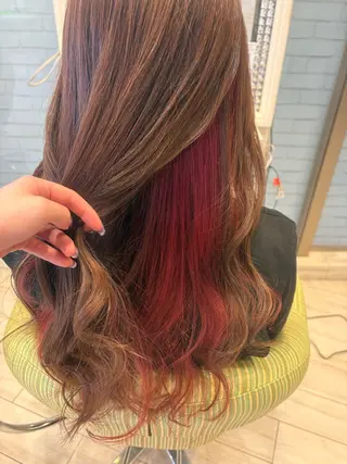 ロング カラー 永倉 はるかのヘアスタイル