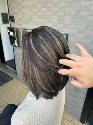 ミディアム カラー フェード・メッシュ ハイトーン/fumaのヘアスタイル