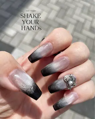 ネイル ネイルスタジオ シェイクユアハンズのネイルデザイン