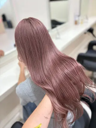 ロング カラー ヘアアレンジ 韓国レイヤー＆ピンク 艶髪🩶maikoのヘアスタイル