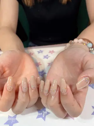 ネイル iiloo aromaworksのネイルデザイン