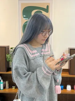 セミロング 🟣niw SHUNNA🟣のヘアスタイル