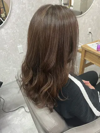 ロング カラー 池田 真衣のヘアスタイル