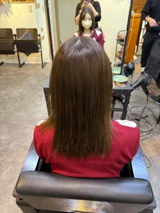 カラー 艶暖色/ベージュ SAKI💜のヘアスタイル