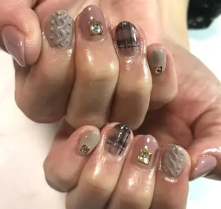 ネイル イワサキ のネイルデザイン