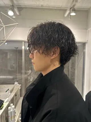 パーマ メンズ 塚本 希来のヘアスタイル