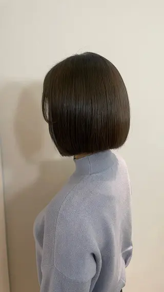 ショート カラー ayano / 透明感・くすみカラーのヘアスタイル